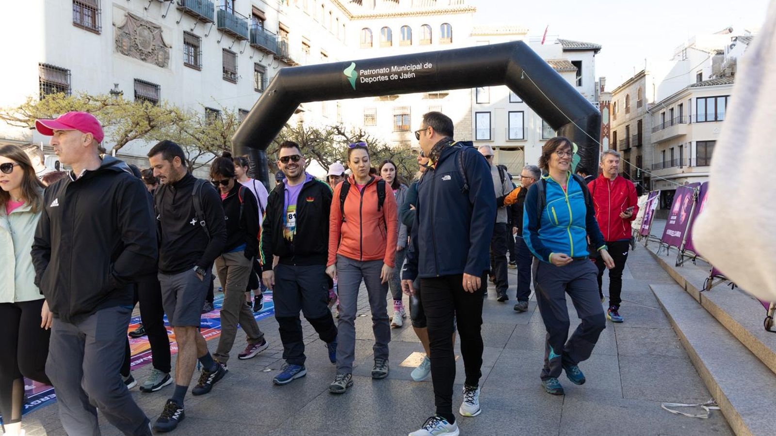 En imágenes: kilómetros para la esperanza de Celia en el CxM Trail Solidario IES Fuente de la Peña (I)