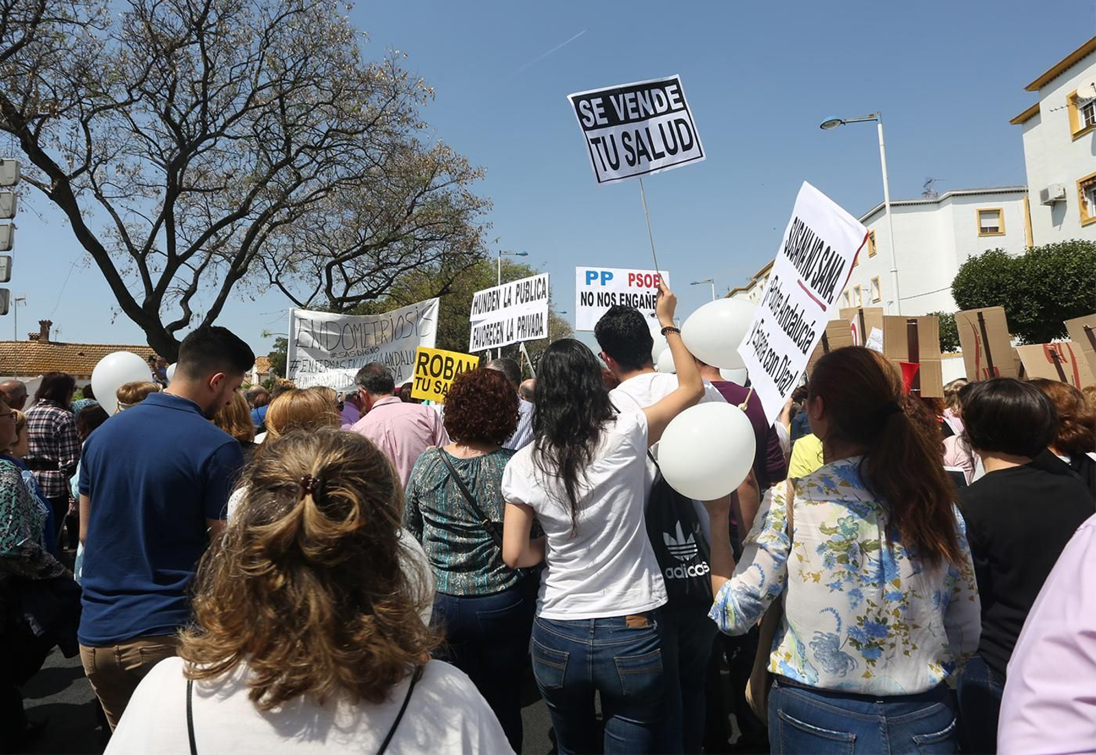 Las Imágenes de la Manifestación por una Sanidad Digna
