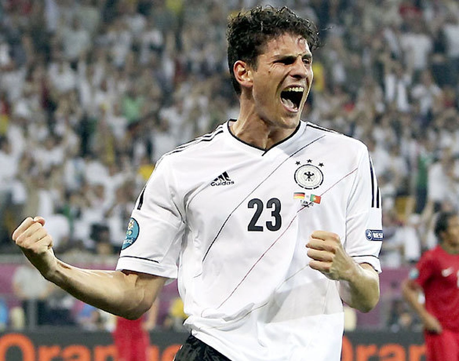 Mario Gómez desatasca a Alemania ante Portugal (1-0)