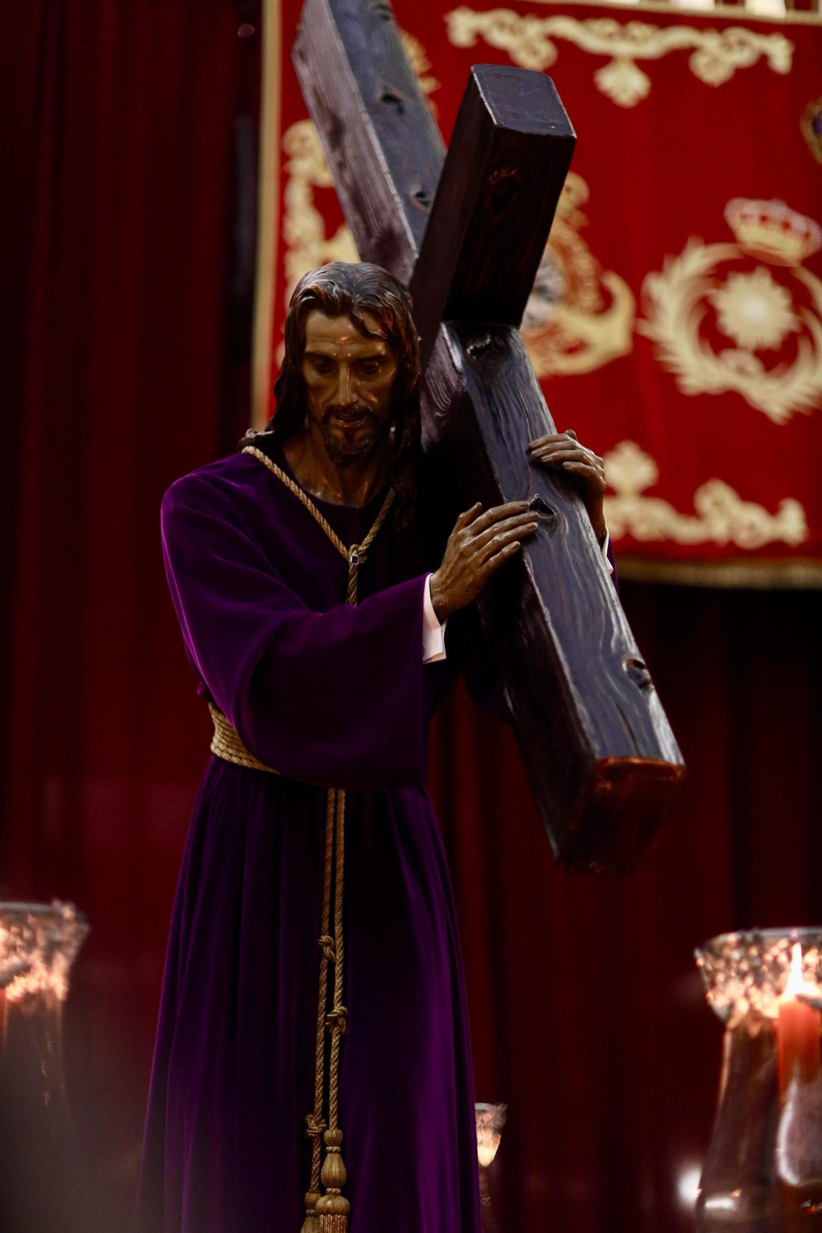 Semana Santa Málaga 2025 | Los traslados de Estudiantes, Paloma y Esperanza, en fotos