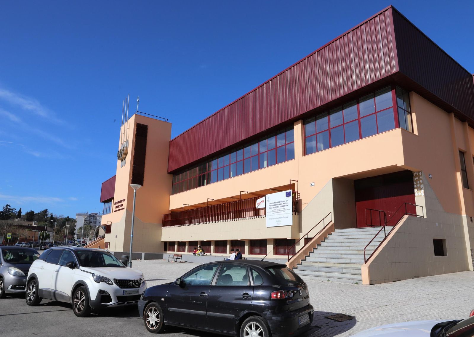 El Pabllón Ruiz-Mateos es una de las instalaciones municipales más utilizadas.