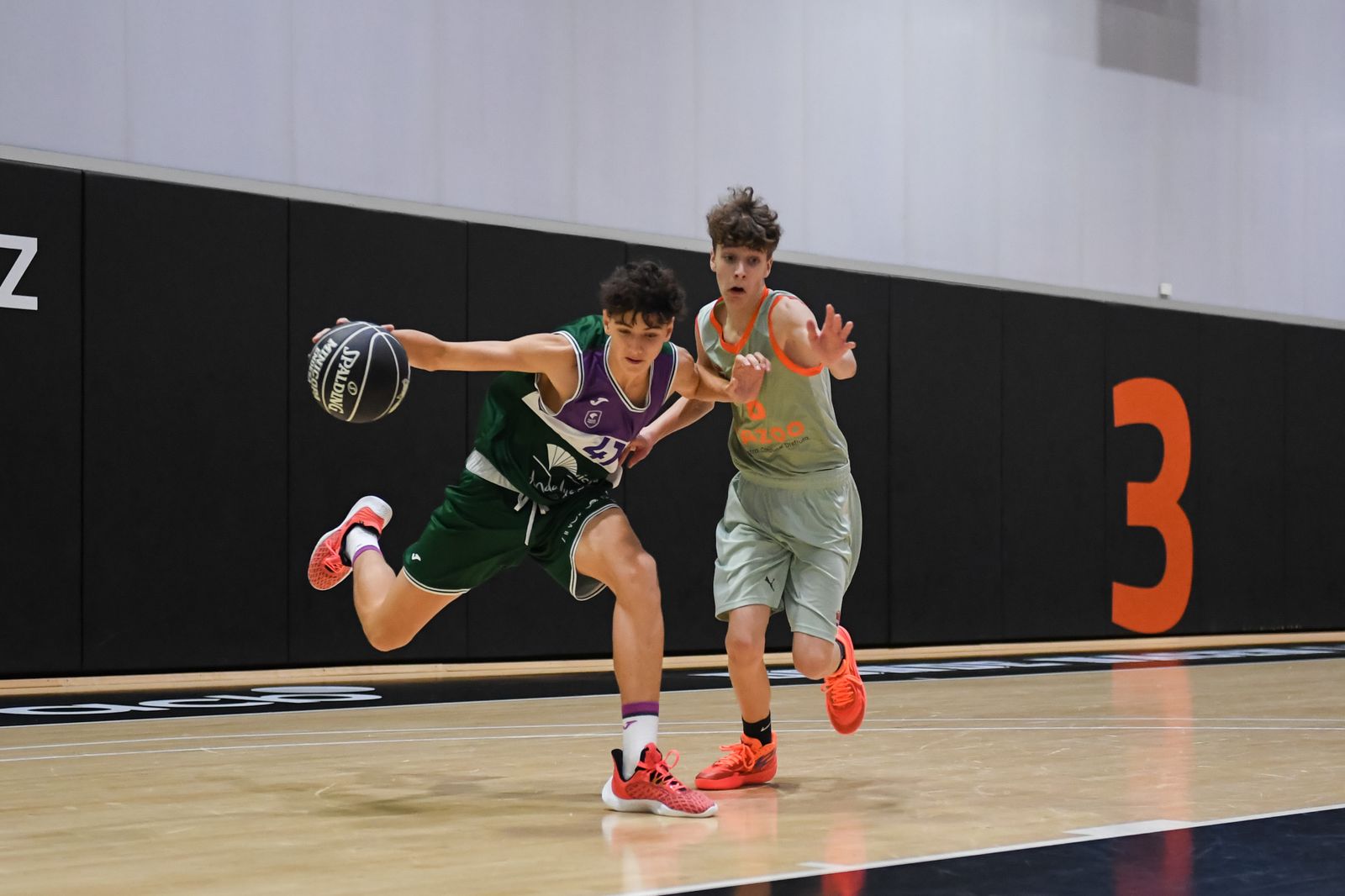 Las fotos del debut del Unicaja en la fase previa de la Minicopa