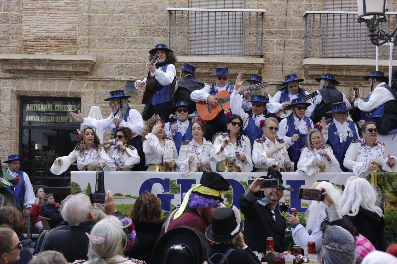 Las mejores imágenes del primer Sábado de Carnaval en Cádiz 2026