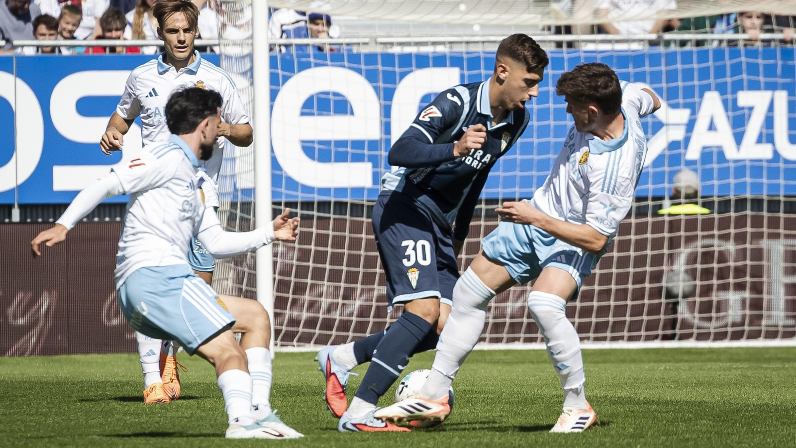 El Córdoba CF logra una importante victoria en Zaragoza: resultado, resumen  y goles