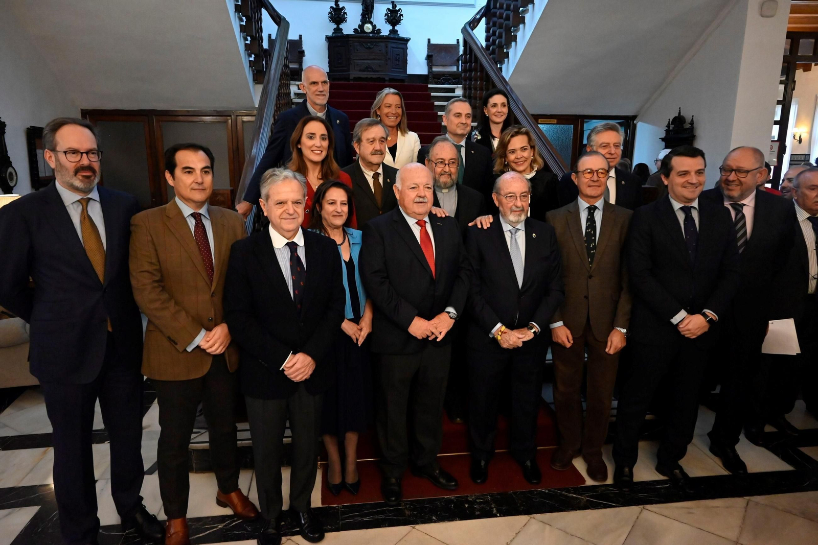 Las imágenes de la comida solidaria de la Fundación Bangassou en Córdoba