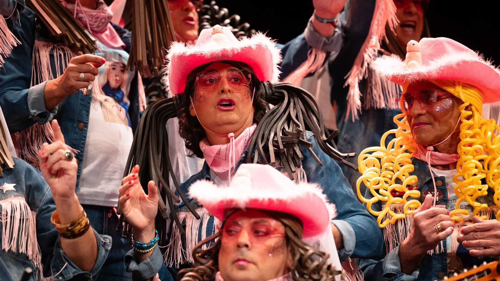 Búscate entre las mejores imágenes de la vigésimo primera sesión de preliminares del COAC 2025