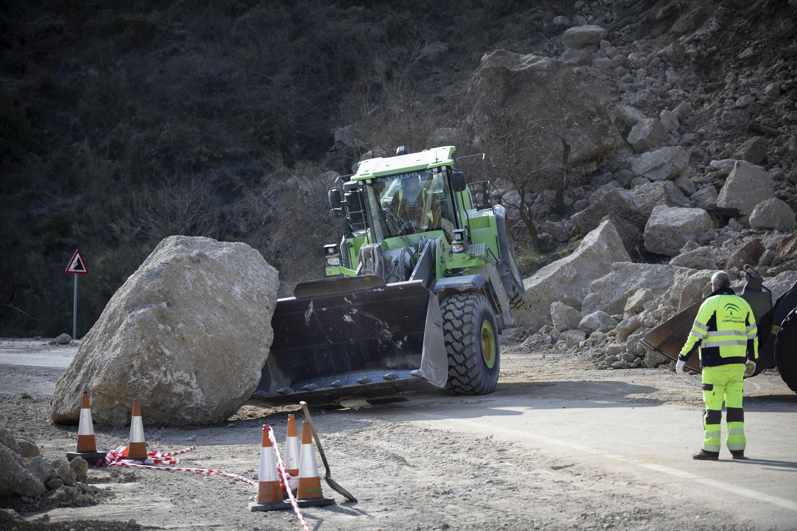 La Junta espera abrir la carretera de Sierra Nevada el próximo fin de semana