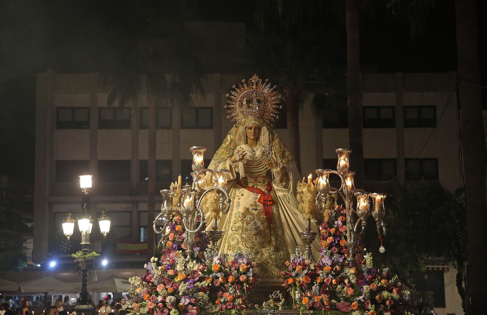 La Magna Mariana de Algeciras por la Plaza Alta, en imágenes