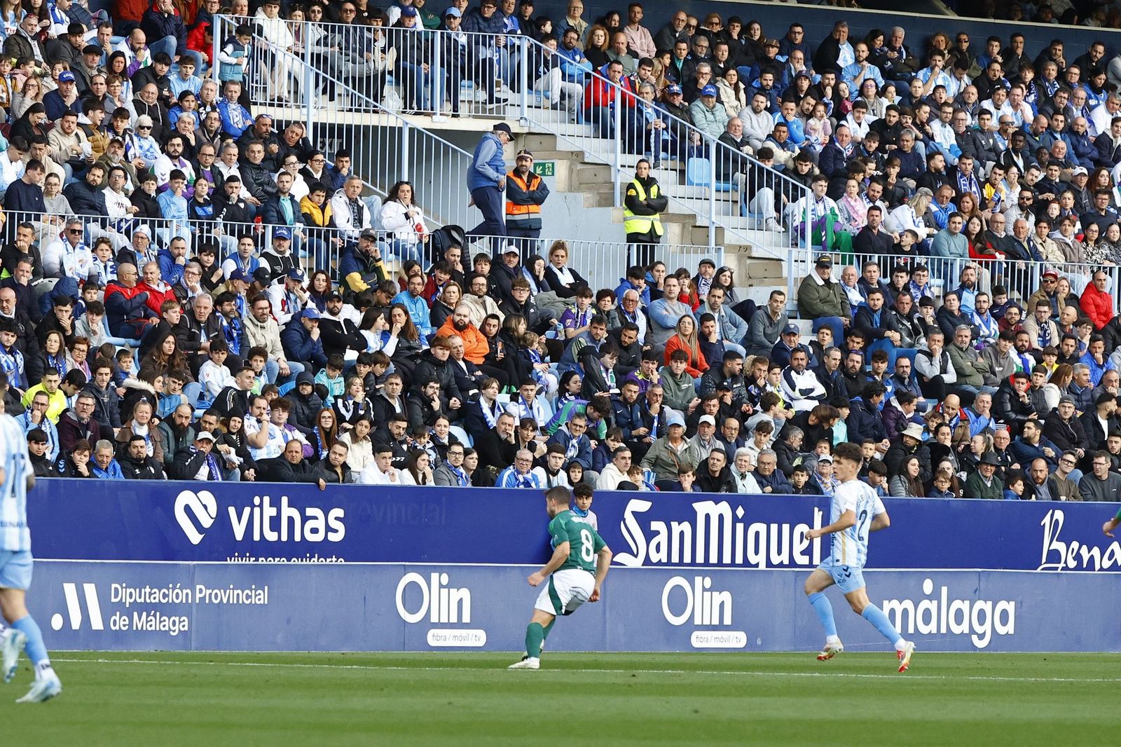 Búscate en La Rosaleda durante el Málaga CF-Racing de Ferrol