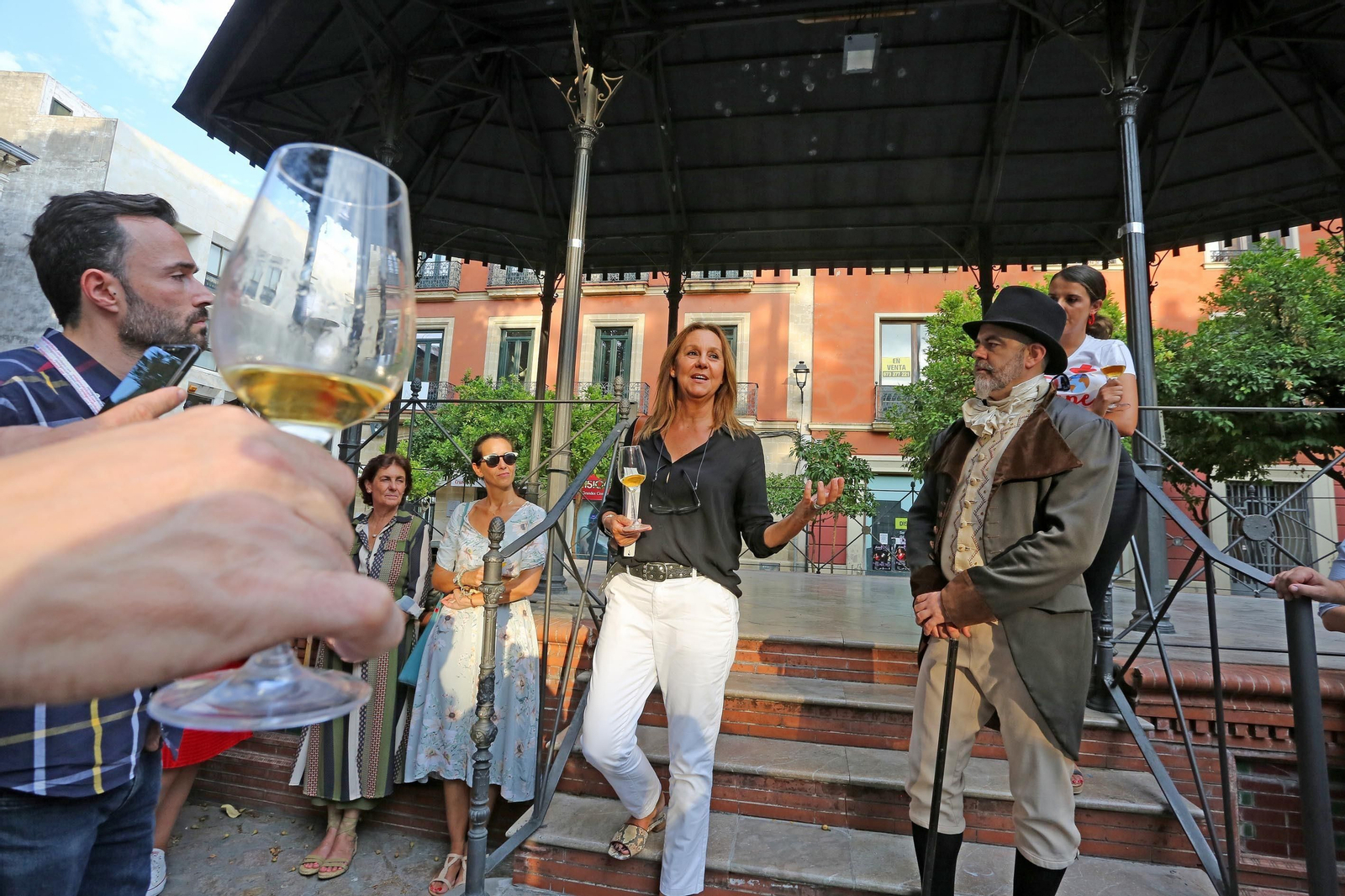 María Dueñas y La Templanza con Sherrymasters