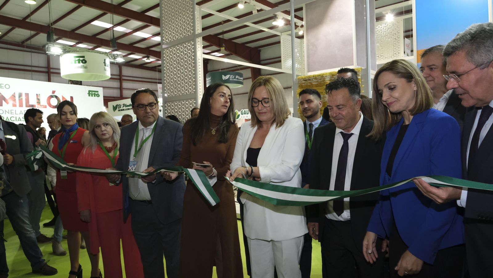 Imágenes del primer día de Expolevante Níjar.