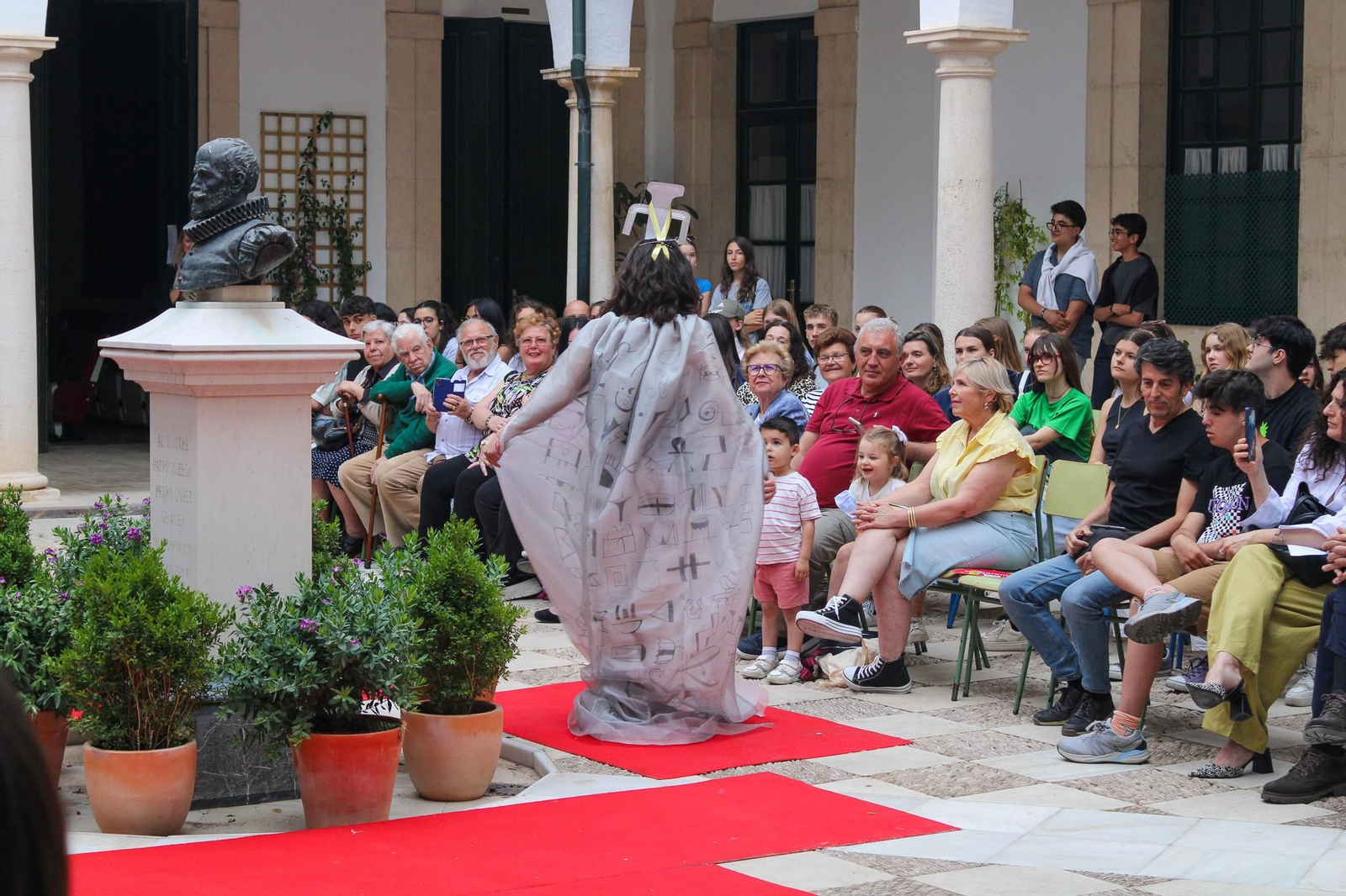 El segundo Desfile Arte Moda del instituto Góngora de Córdoba, en imágenes