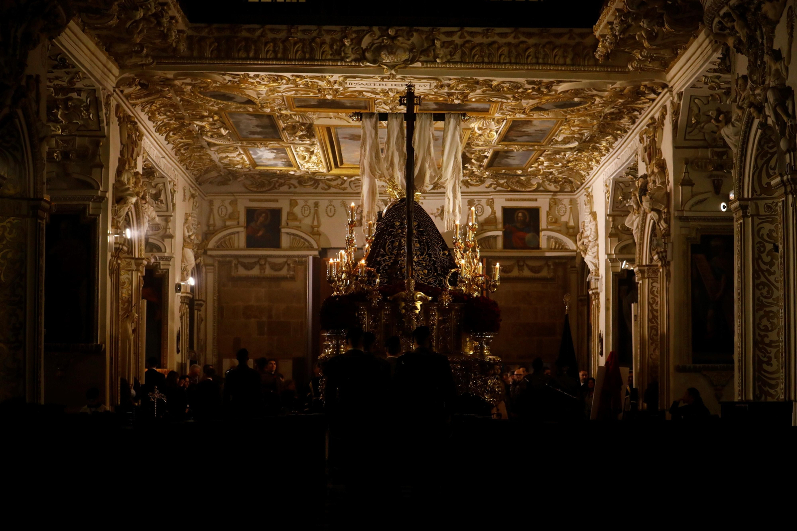 Las mejores imágenes de la hermandad de las Angustias en este Jueves Santo de Córdoba