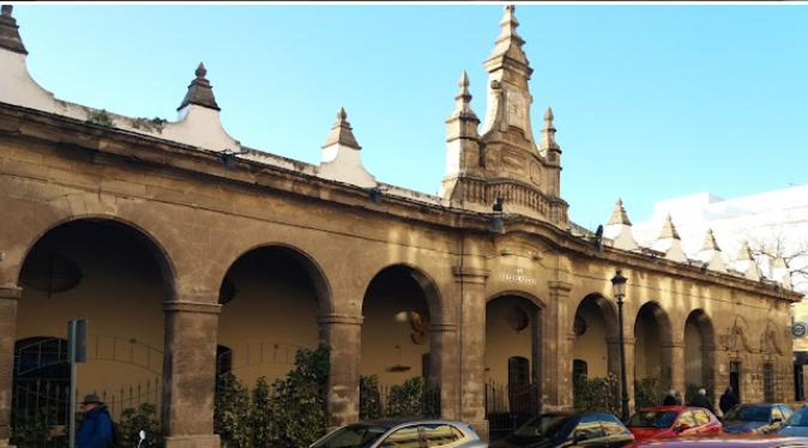 Una imagen del edificio del Resbaladero, en la avenida Micaela Aramburu.