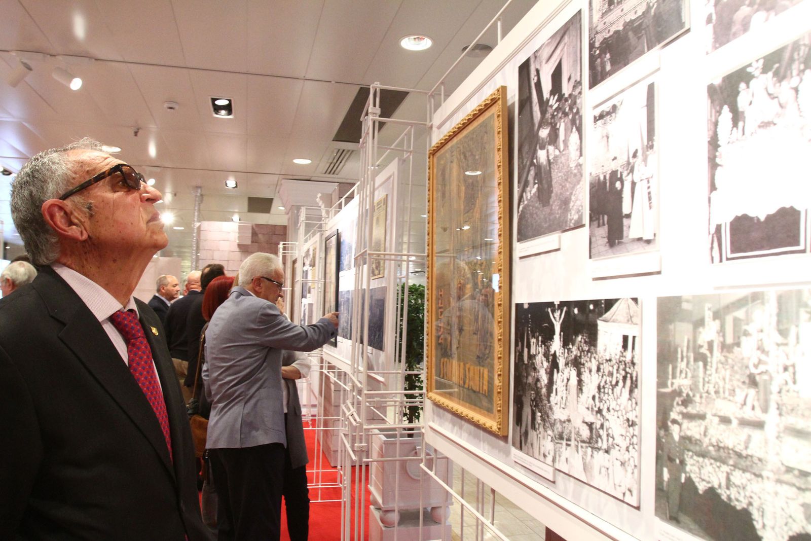 Se inaugura la exposición 'Cera y ruán' en el Corte Ingles