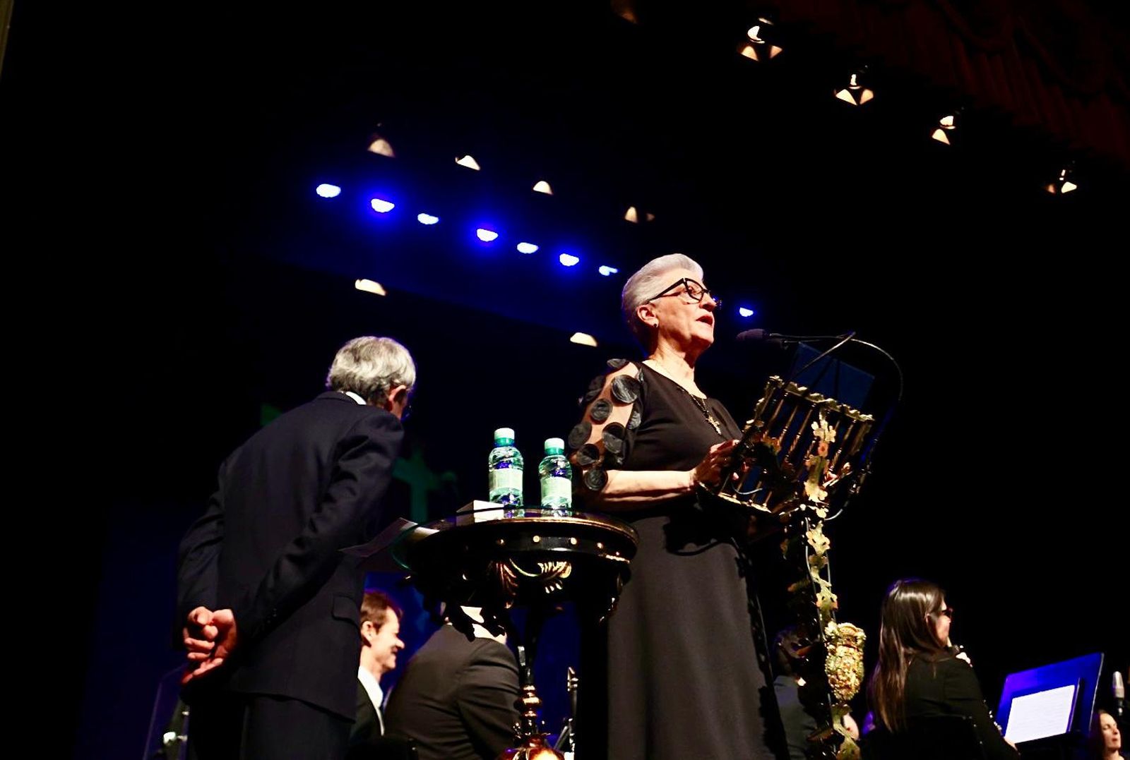 Entrega de las Tapas del Pregón de la Semana Santa de Granada 2025