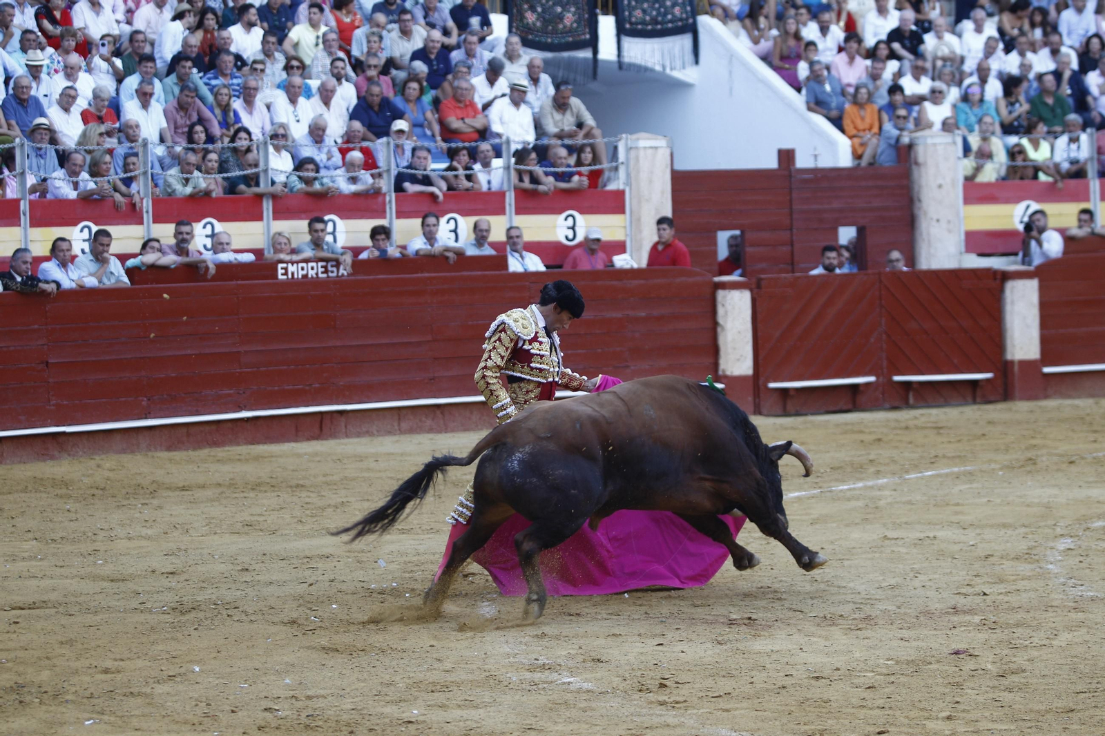 Las mejores imágenes de los toreros Fortes, Juan Ortega y David de Miranda en la Feria de Almería 2025