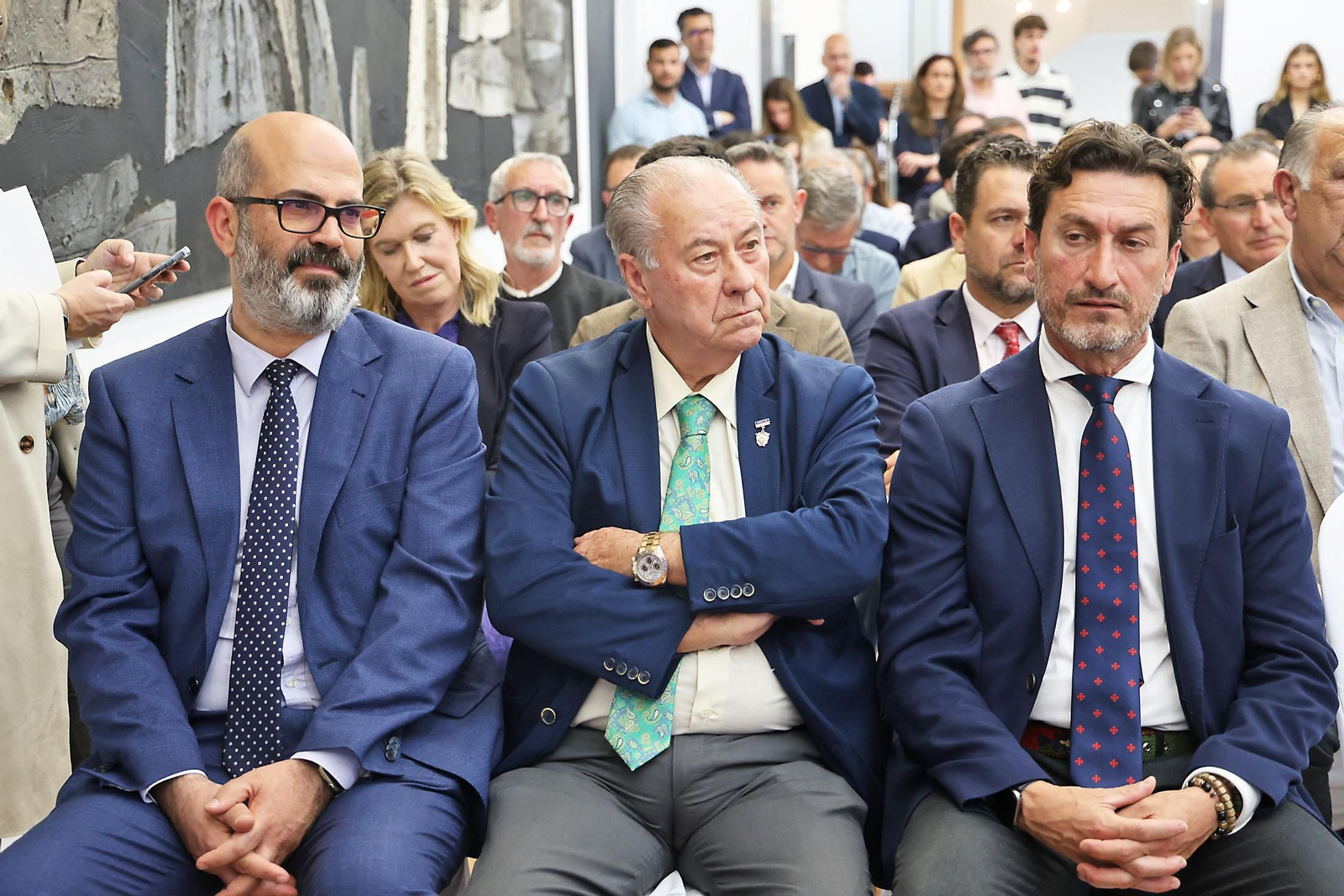 Imágenes de la presentación la Guía de Semana Santa de Huelva Información 2025