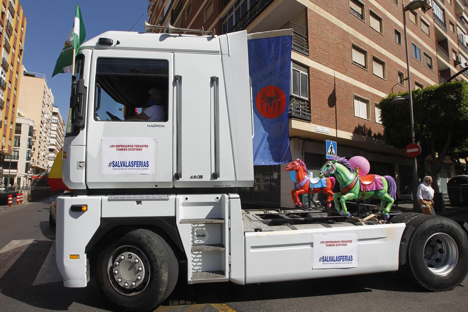 Fotogalería manifestación feriantes. Almería