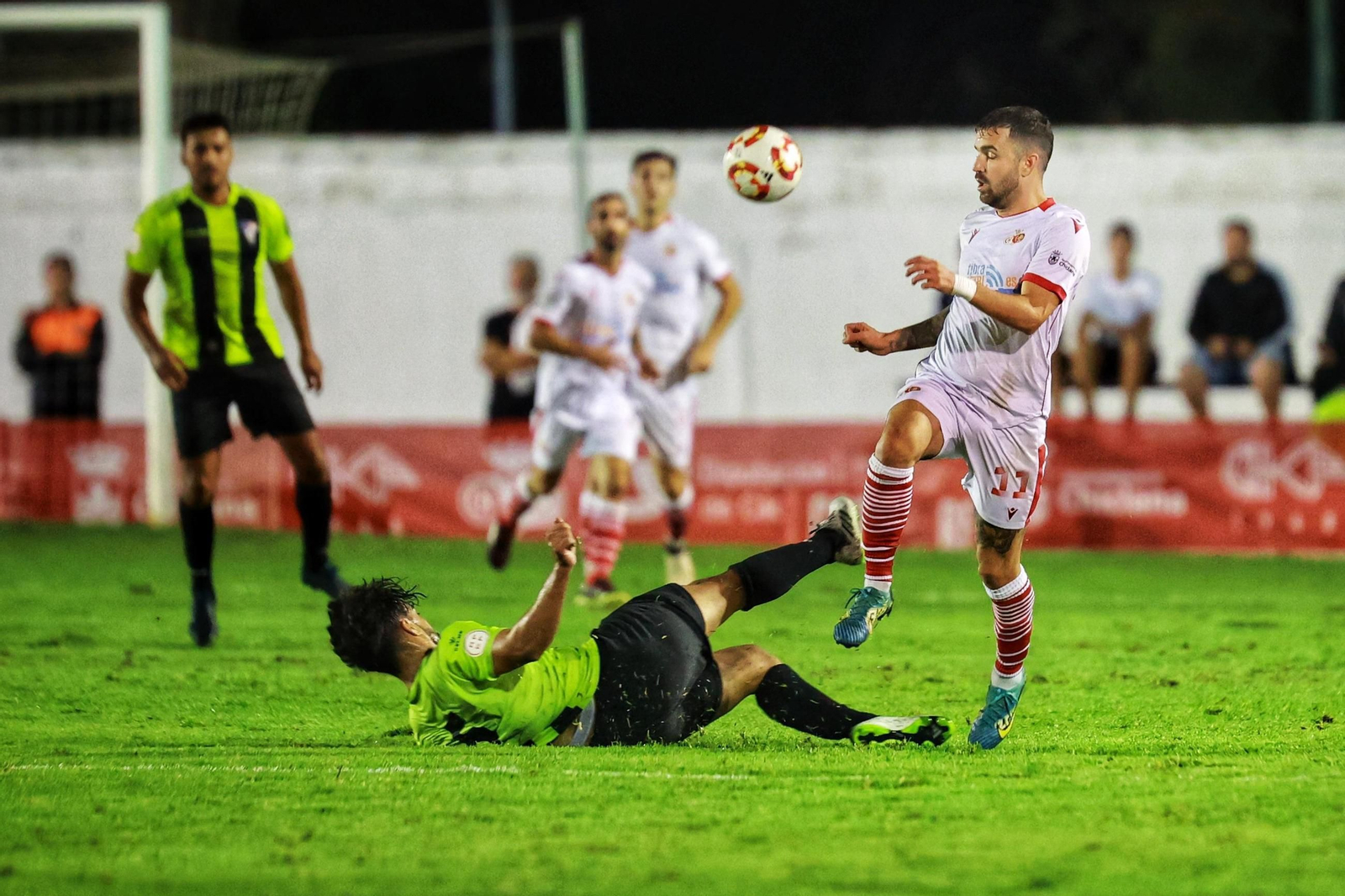 Las imágenes del partido entre el Chiclana CF y el Melilla CD