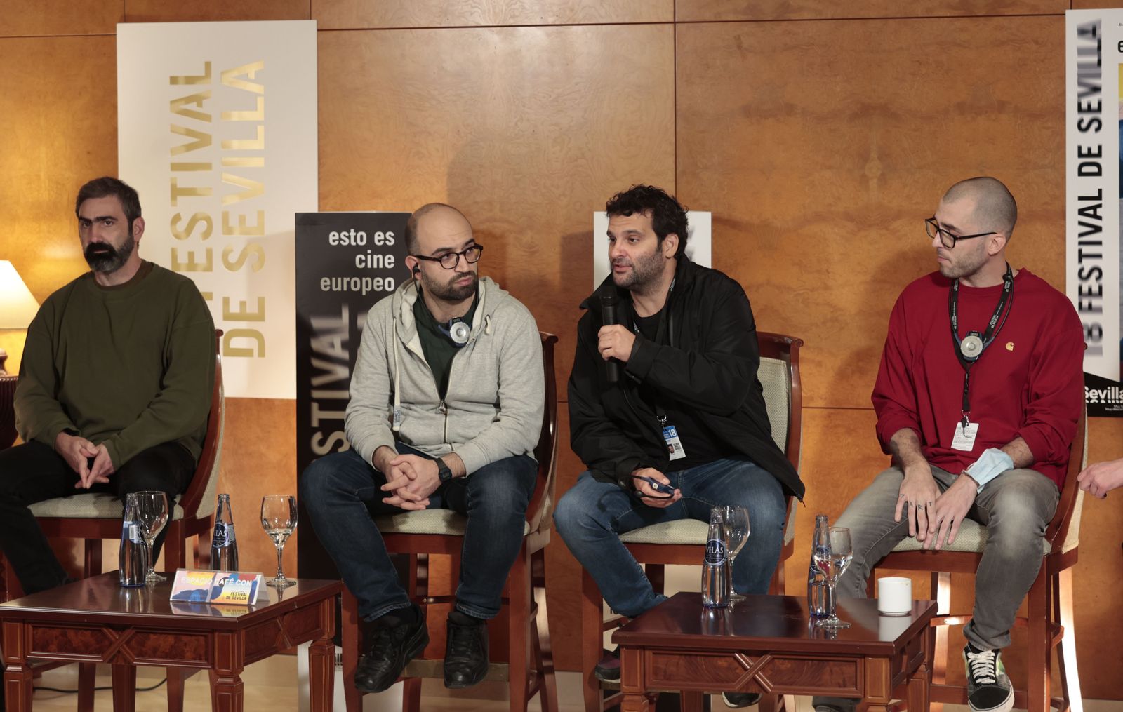Yuri Ancarani, Haider Rashid, Miguel Ángel Puro y José Luis Estañ, en el ciclo ‘Un café con’.
