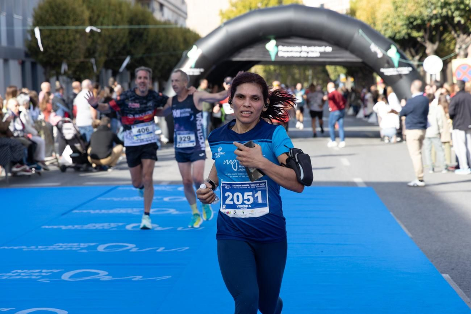 En imágenes: multitudinaria e histórica XXIX Media Maratón 'Ciudad de Jaén' y 10k en memoria de Paco Manzaneda