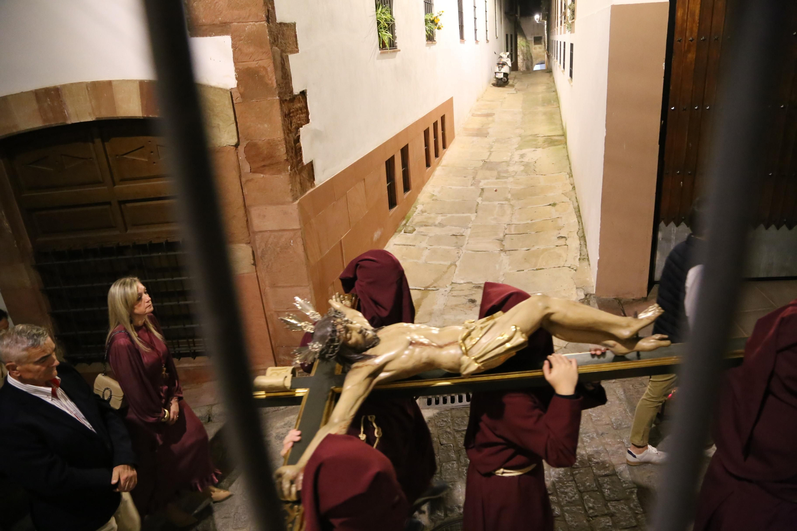 Domingo de Ramos en Montoro: El traslado del Cristo de las Penas, en fotografías