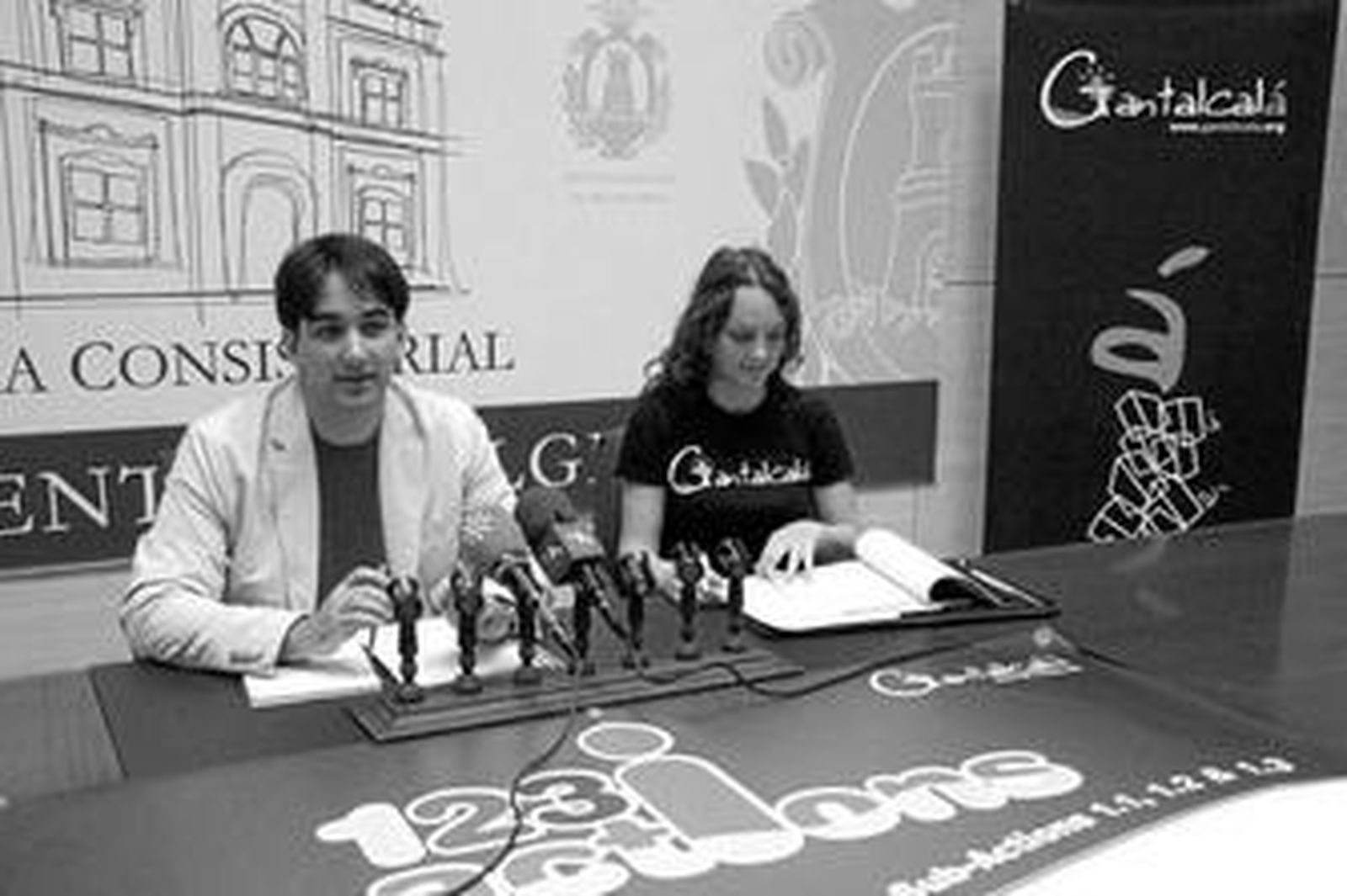 Imagen del concejal de Juventud, Félix Duque, durante la rueda de presentación, ayer.