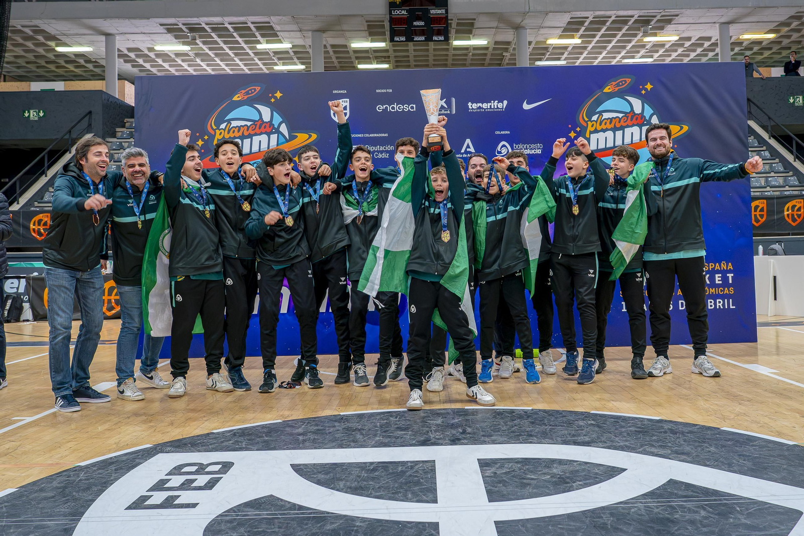 Siete malagueñas de oro en el Campeonato de España de minibásket