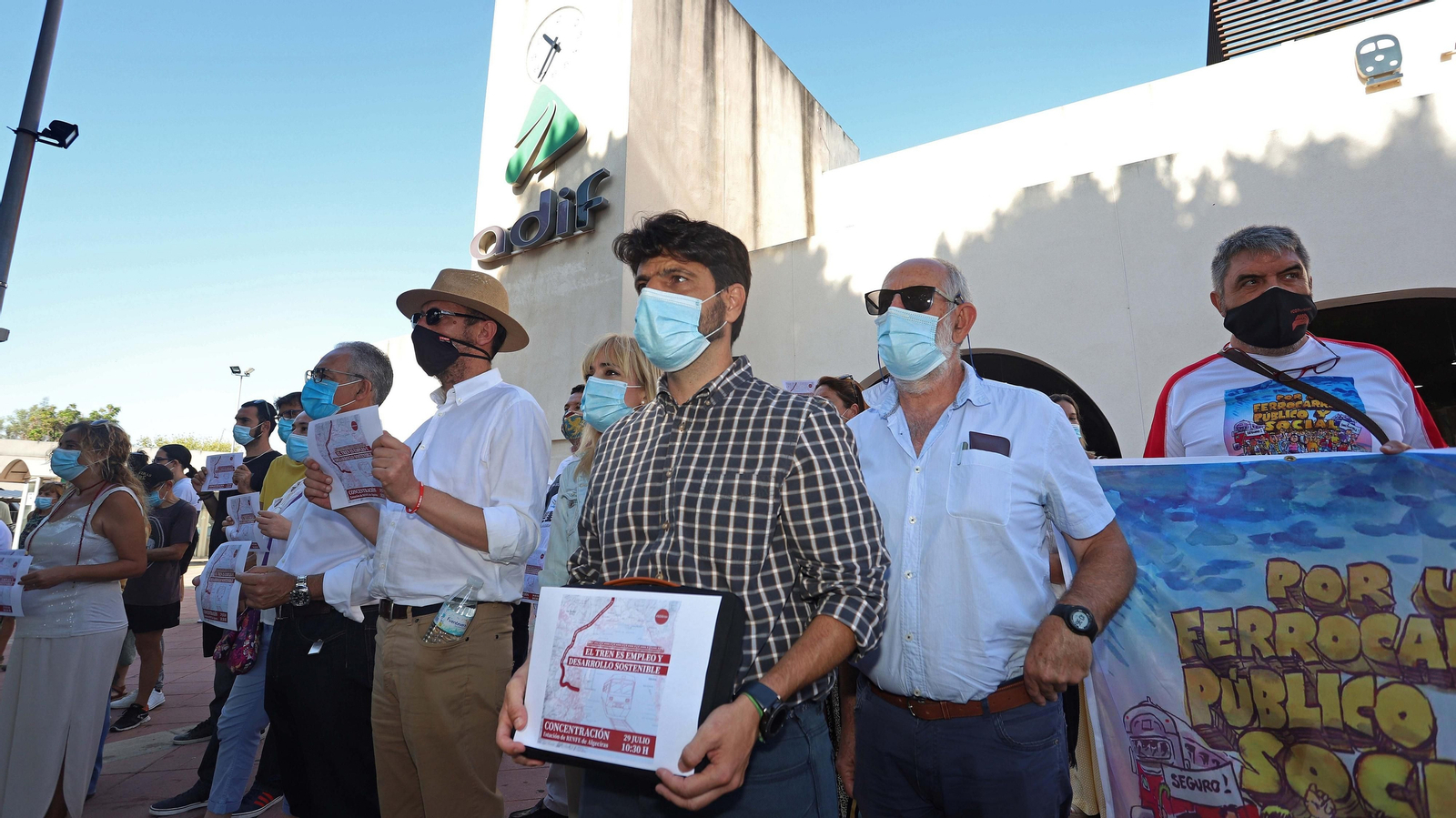 Concentración por el tren en Algeciras