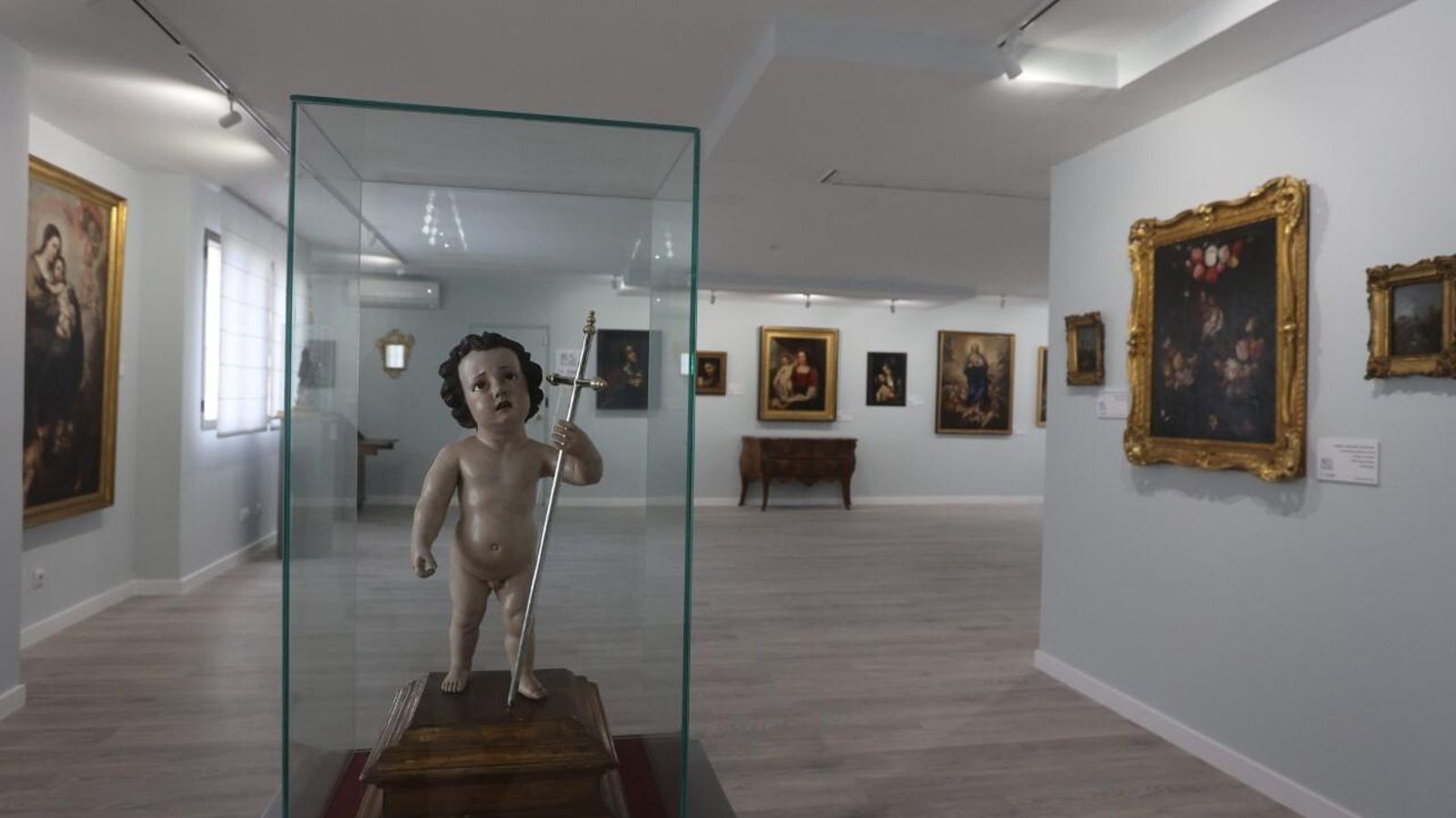 El Niño Jesús de la Pasión, de José Risueño,  que se expone en las nuevas dependencias.