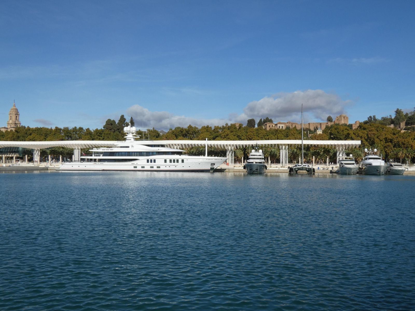 La marina de megayates.