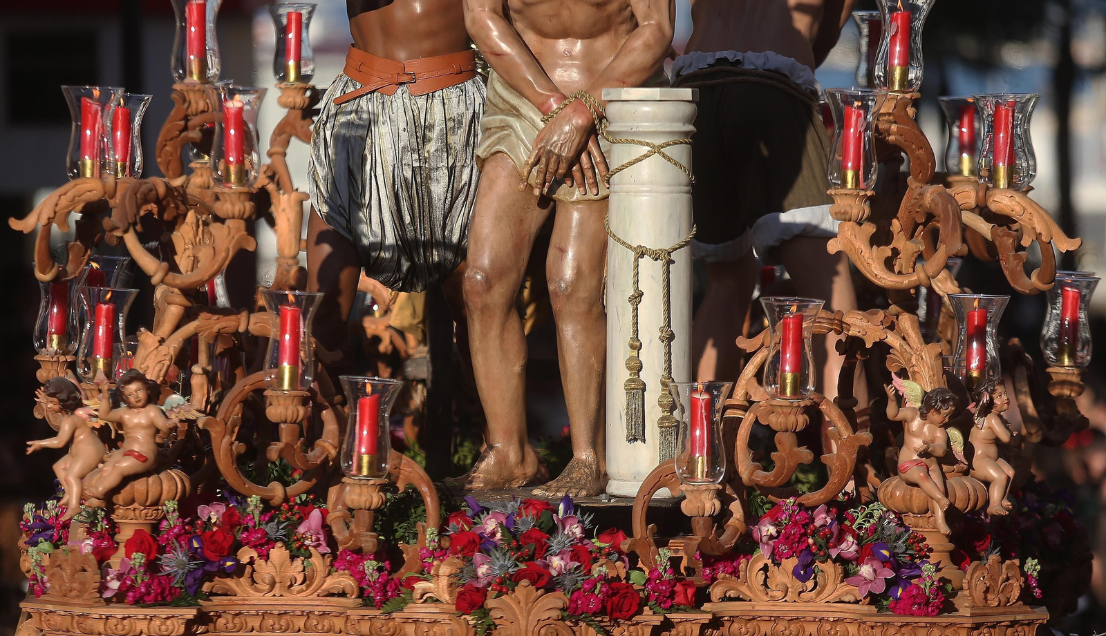 Fotos del Lunes Santo en Algeciras: Coronado de Espinas y La Columna