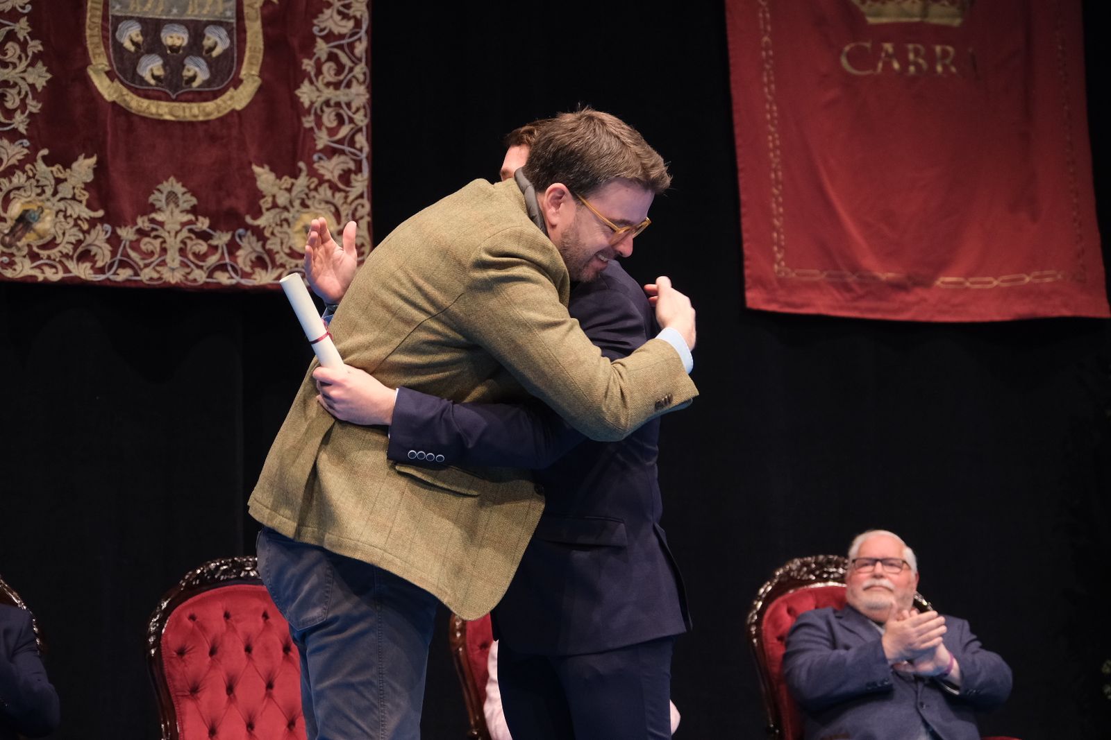 El homenaje de Cabra a las corporaciones municipales democráticas, en imágenes