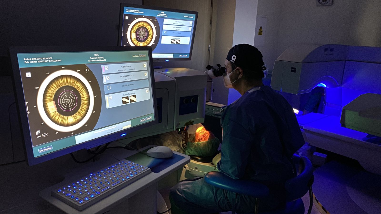 Qvision: Cirugı́a Presbicia y Catarata con Láser Femtosegundo