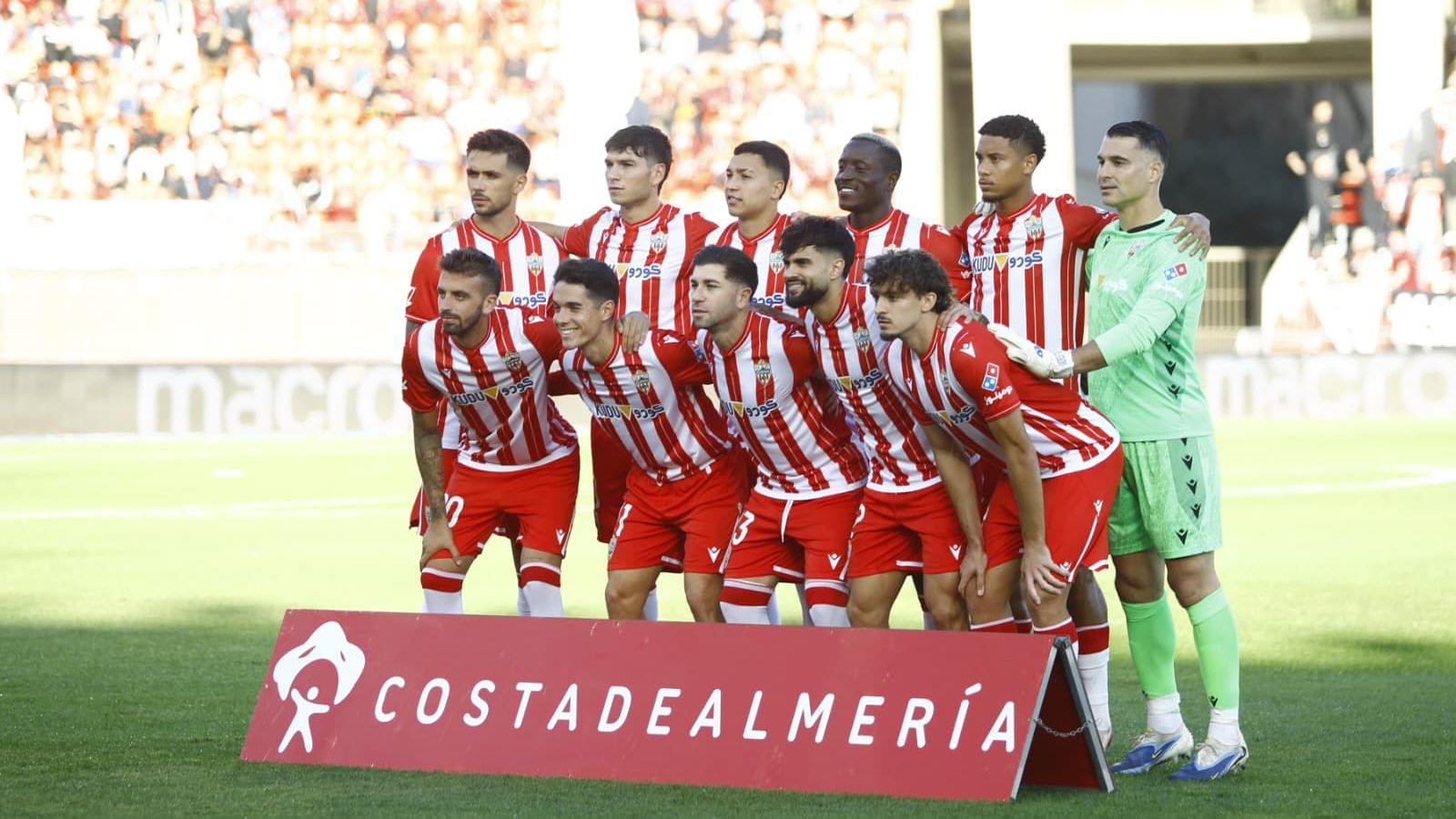 Alineación titular del conjunto almeriense en este duelo ante los gaditanos.