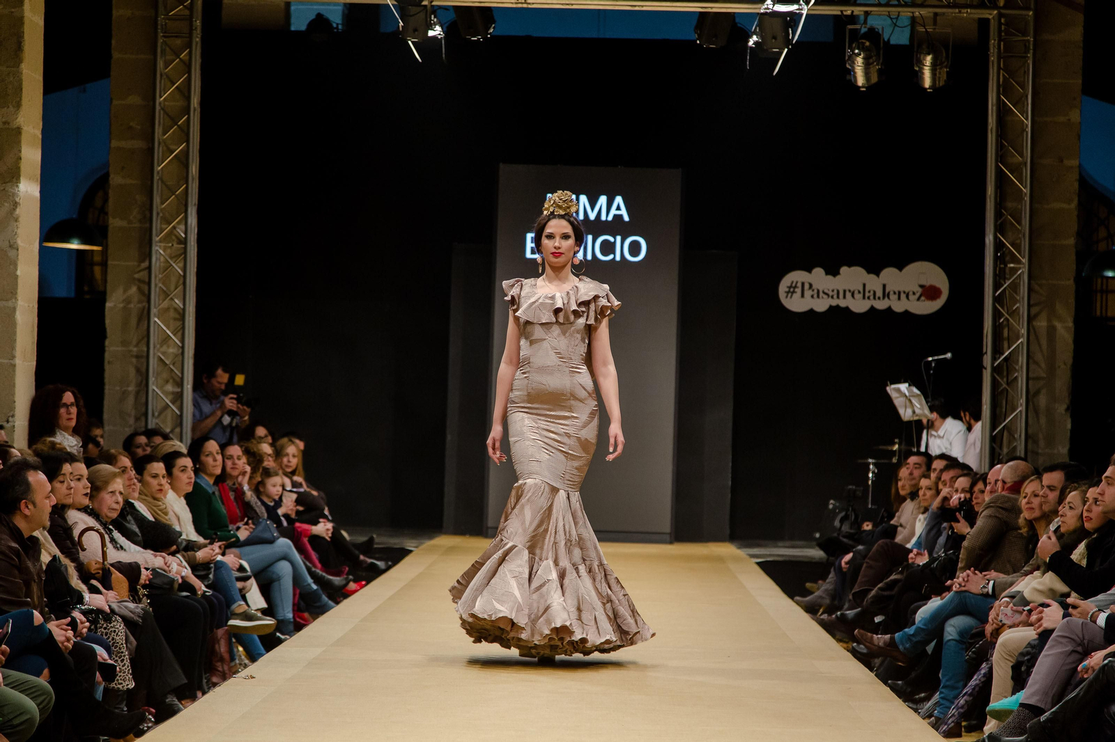 El desfile de Inma Benicio, en imágenes