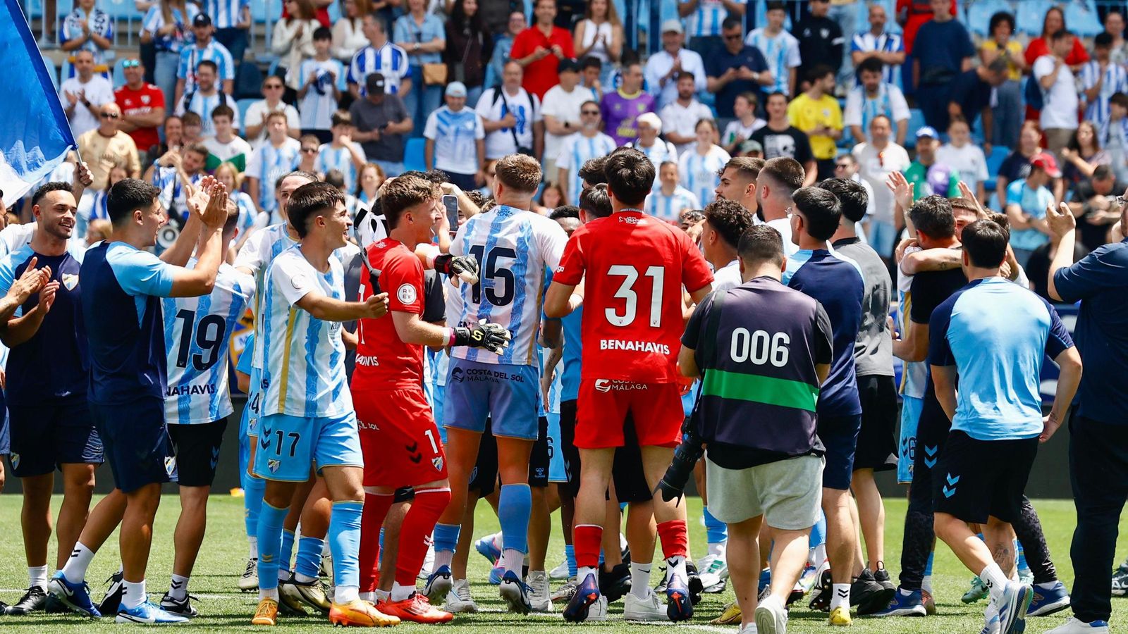 Las fotos de la celebración del ascenso del filial del Málaga CF