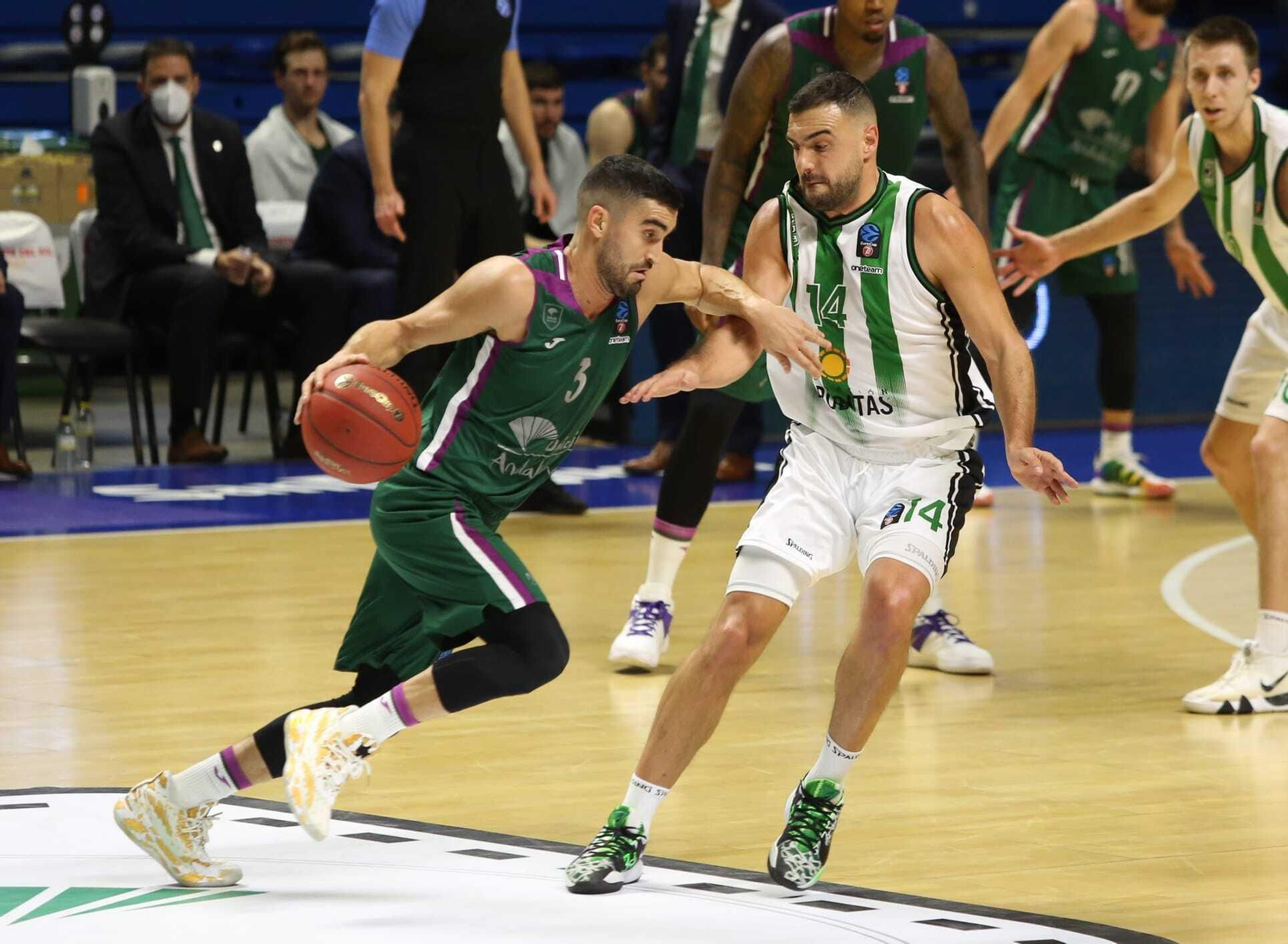 Las fotos del Unicaja - Joventut del Top 16 de Eurocup