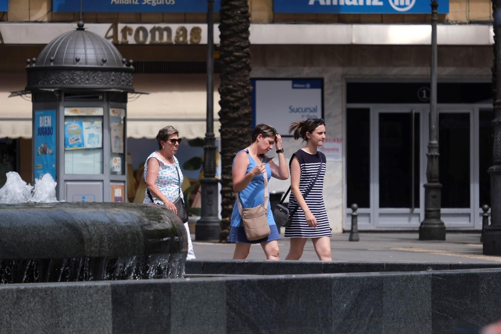 Un día de calor extremo en Córdoba, en imágenes
