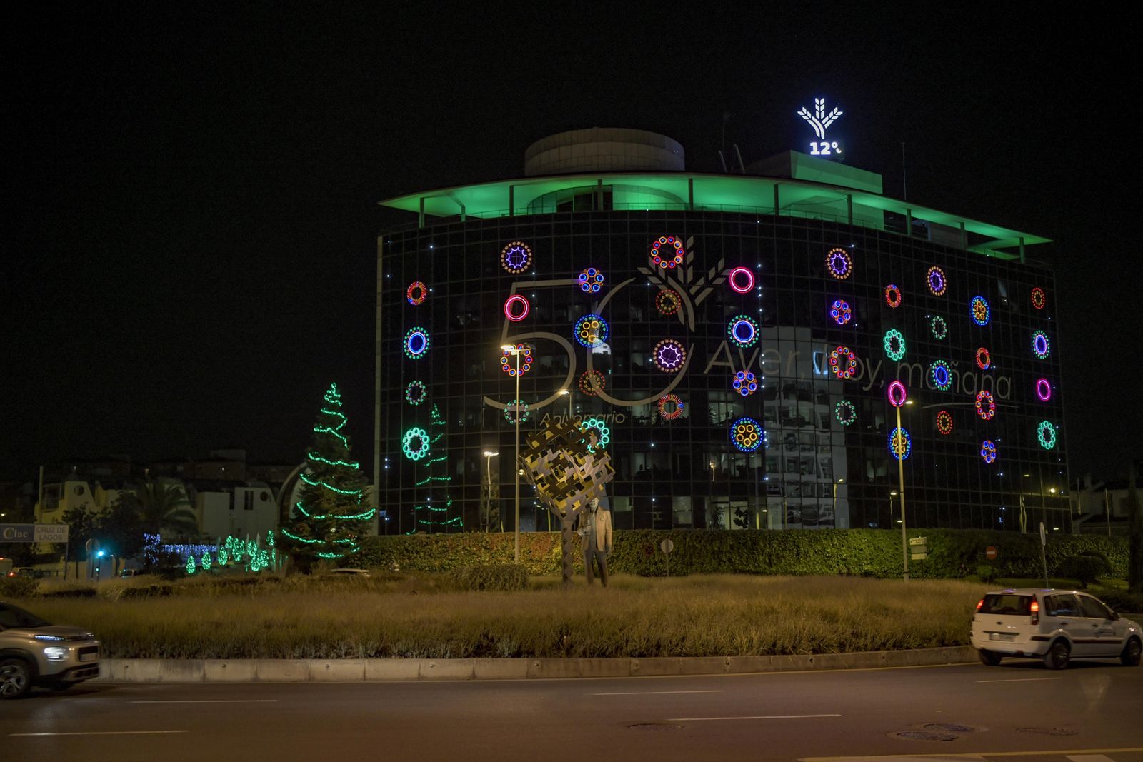 El Banco de Alimentos enciende la Navidad de Caja Rural Granada