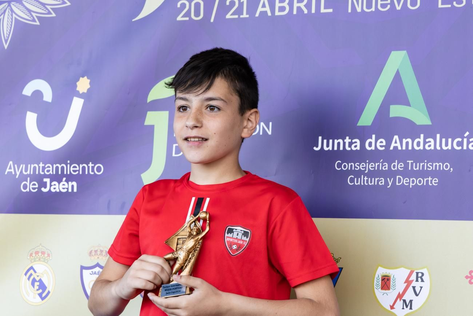 ¿Estuviste en la Jaén Cup viendo a los mejores equipos de Europa? Búscate aquí