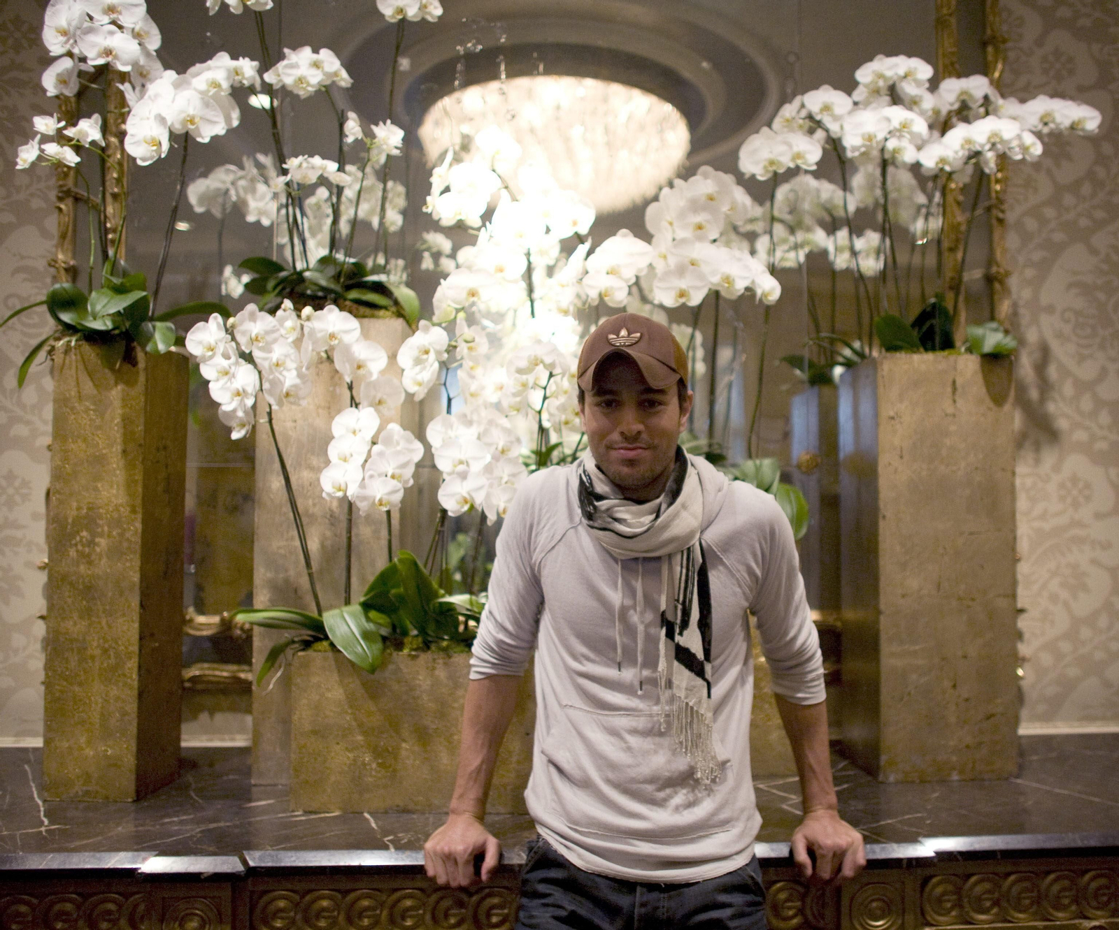 El cantante Enrique Iglesias cumple 45 años