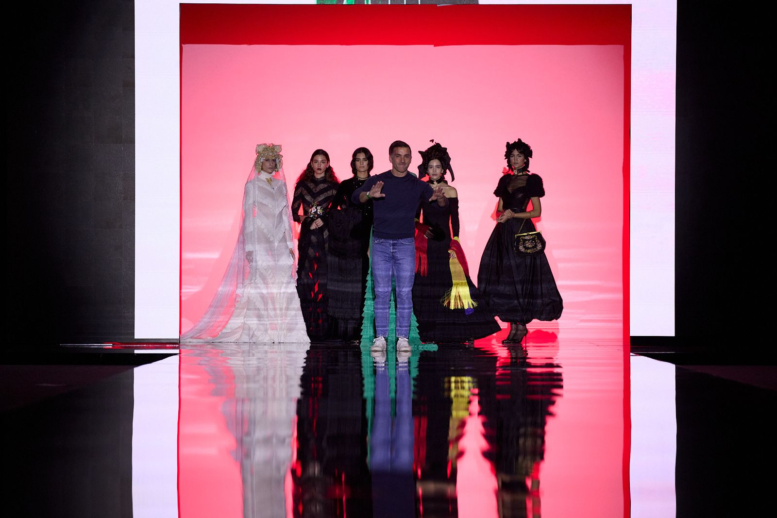 El desfile de Jose Hidalgo en Simof 2026, todas las fotos