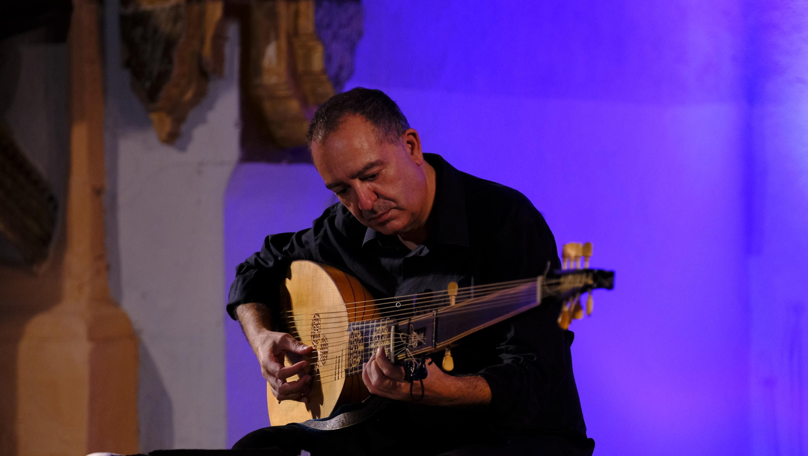 Fotogalería concierto de Jordi Savall. Festival de Música Renacentista y Barroca de Vélez Blanco.