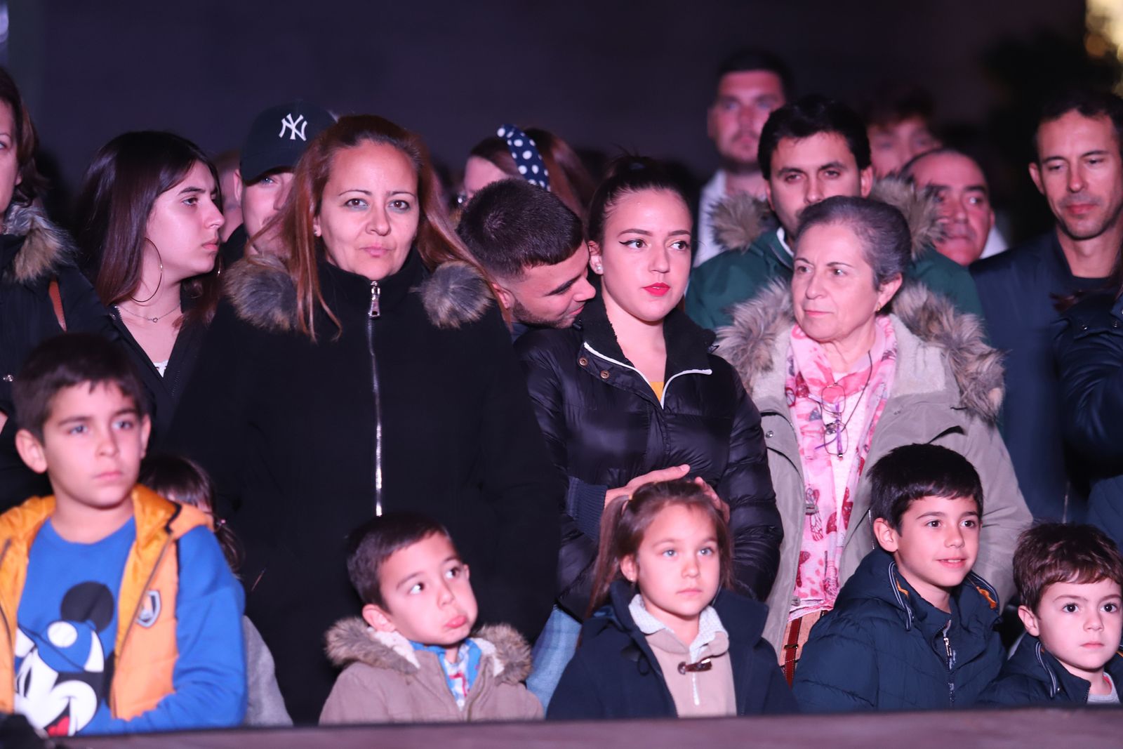Imágenes  del alumbrado de Aqualon, que tuvo como padrino a Hugo Molina, finalista de Got Talent