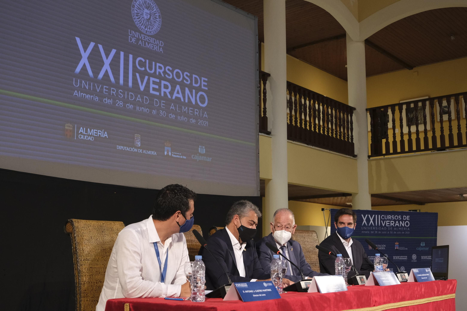 Fotogalería inicio XXII Cursos de Verano de la Universidad de Almería. Roquetas de Mar.