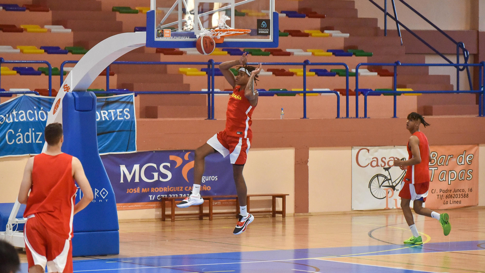 La selección española sub-20 de baloncesto ya se entrena en La Línea La selección española sub-20 de baloncesto ya se entrena en La Línea
