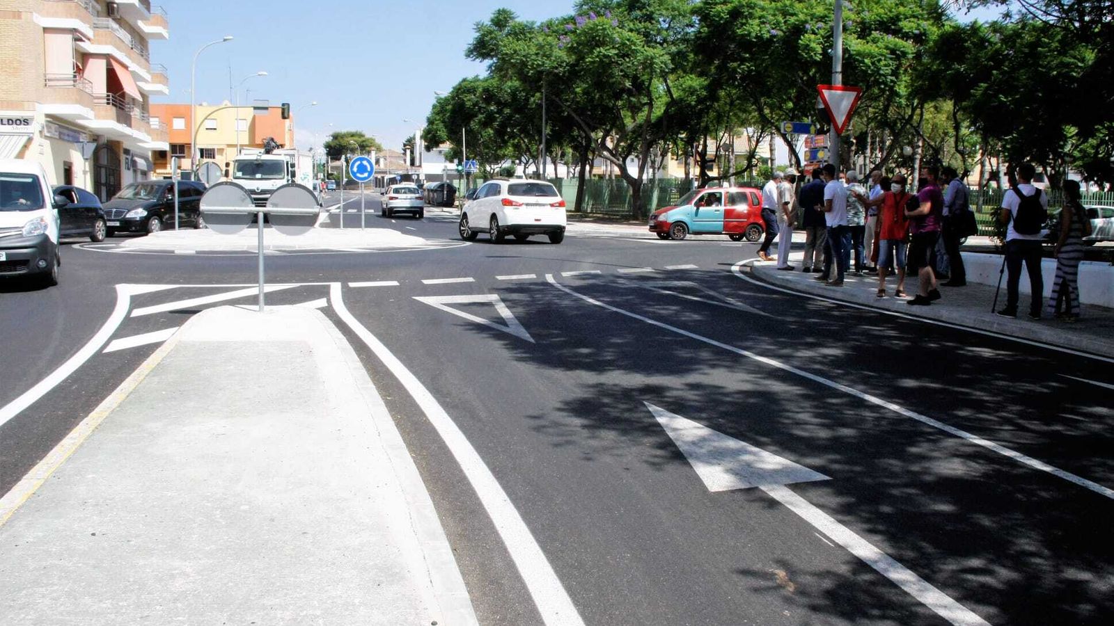 La nueva rotonda está situada en la avenida de la Libertad en el cruce con Doctor Marañón, junto al Parque Europa.
