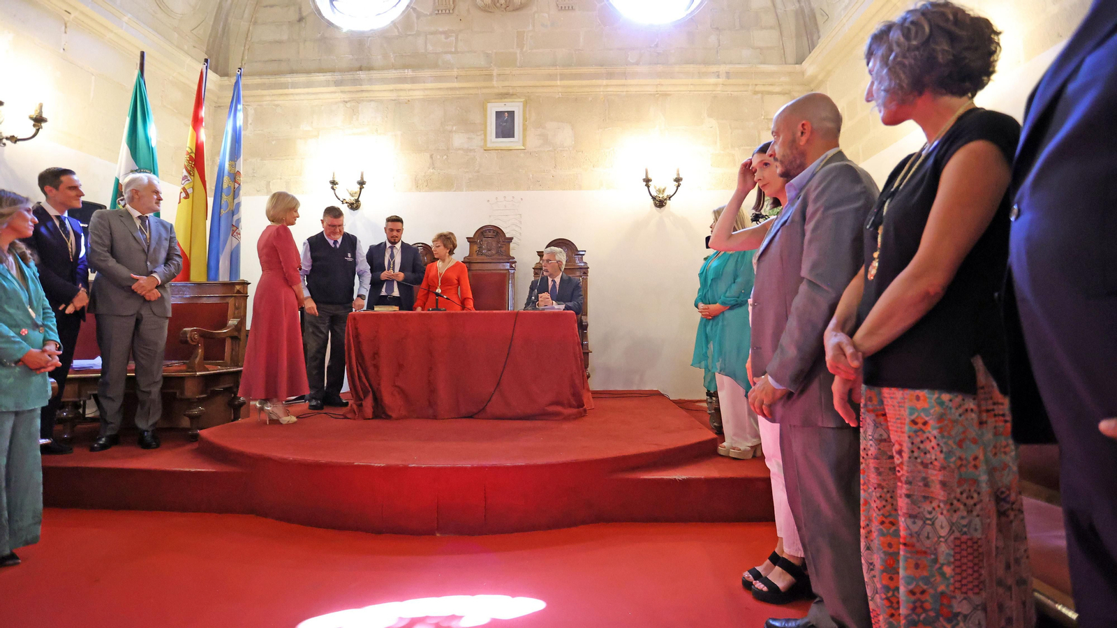 Investidura de María José García-Pelayo como nueva alcaldesa de Jerez